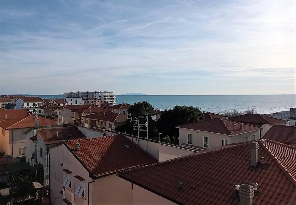 Appartamento A 50 Mt Dal Mare Rosignano Solvay Exterior photo